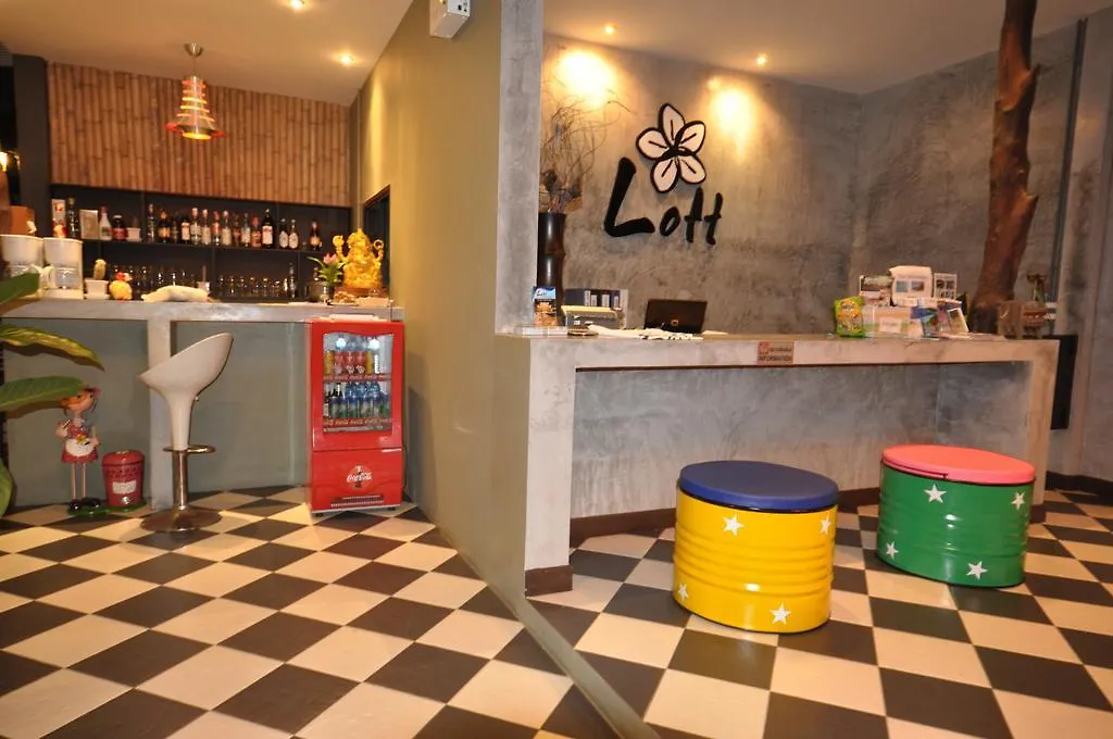 Üdülőközpont Loft Garden Villa @ Bangsak Khaulak