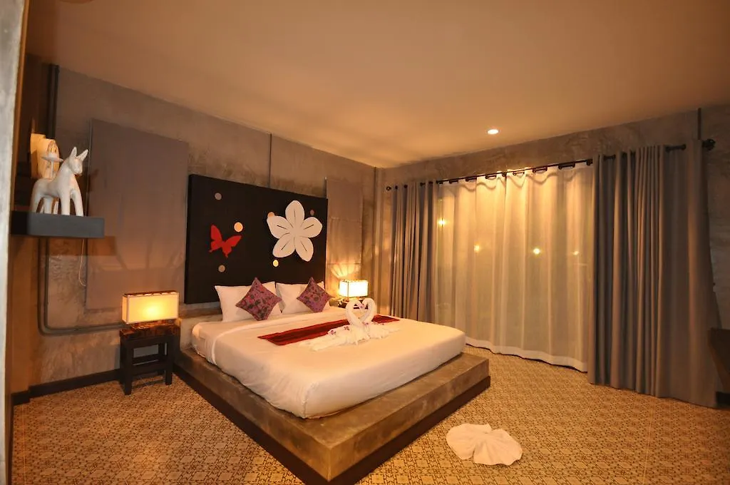 Loft Garden Villa @ Bangsak Khao Lak