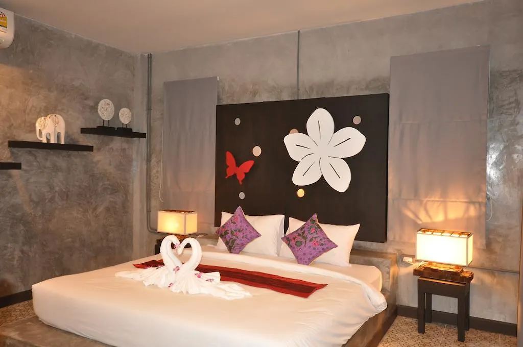 Loft Garden Villa @ Bangsak Khao Lak Thailand